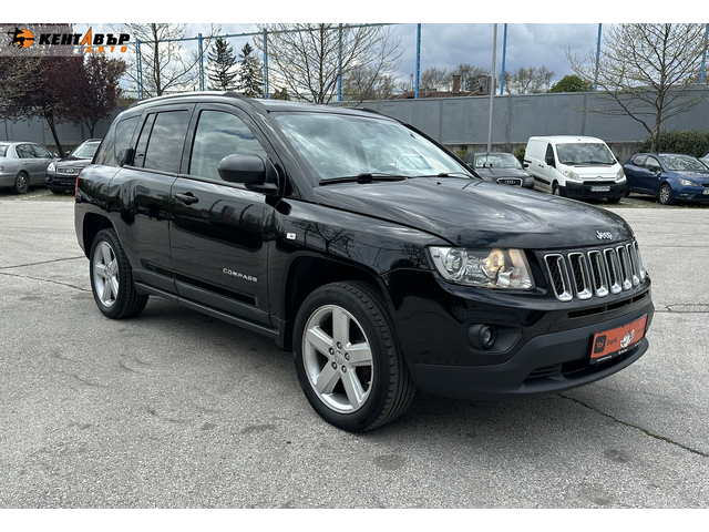 Jeep Compass Автоматик/Бензин/Швейцария/ГАРАНЦИЯ ОТ КЕНТАВЪР - автомобили, коли, обяви за нови и употребявани 5