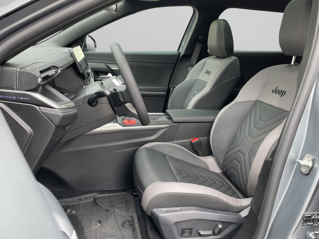 Jeep COMPASS FIRST EDITION 48V e-Hybrid 145hp - автомобили, коли, обяви за нови и употребявани 12