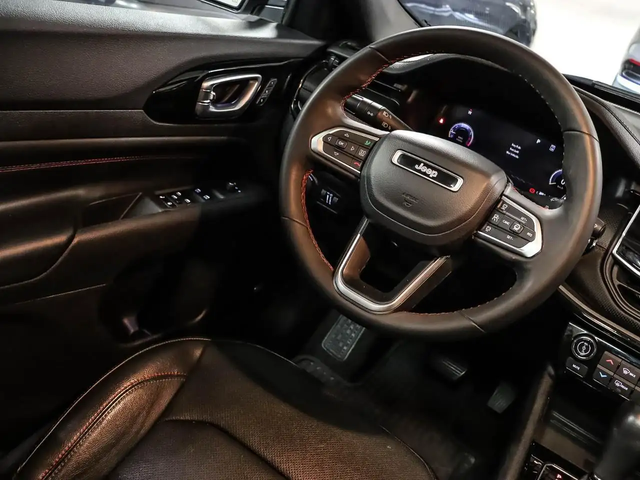 Jeep Compass Trailhawk Elite 4x4 4x4 - автомобили, коли, обяви за нови и употребявани 11