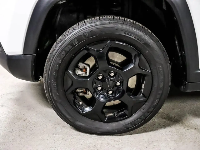 Jeep Compass Trailhawk Elite 4x4 4x4 - автомобили, коли, обяви за нови и употребявани 19