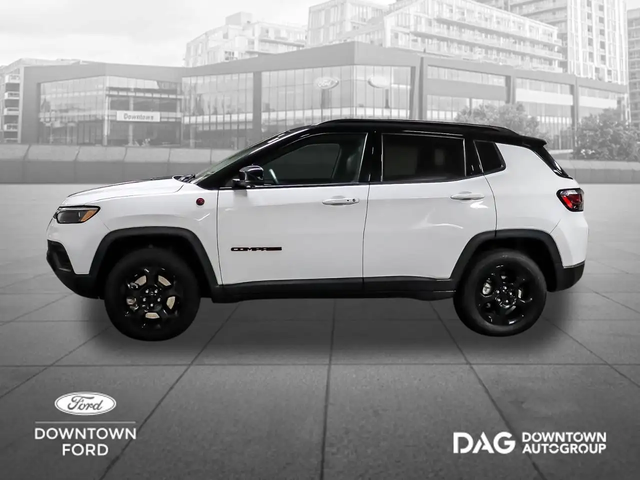 Jeep Compass Trailhawk Elite 4x4 4x4 - автомобили, коли, обяви за нови и употребявани 2