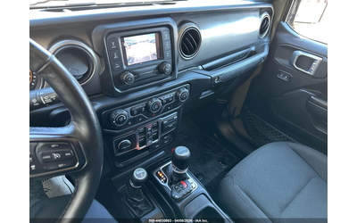 jeep-gladiator-3-6l-v-6-dohc-vvt-285hp-4x4-drive - 5