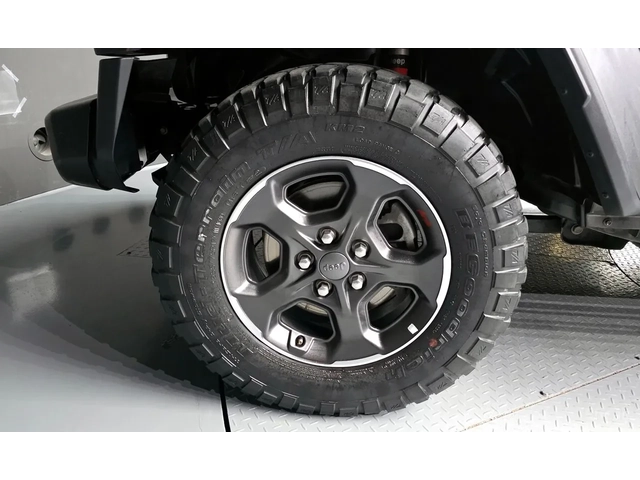 Jeep Gladiator Rubicon| 4WD| Lockers & Sway Bar| Off-Road+ | ACC - автомобили, коли, обяви за нови и употребявани 13