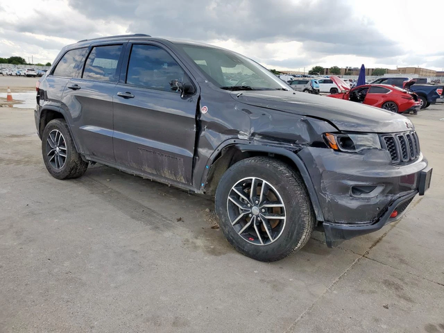 Jeep Grand cherokee TRAILHAWK* DISTRONIC* LANE ASSIST* KEYLESS - автомобили, коли, обяви за нови и употребявани 4