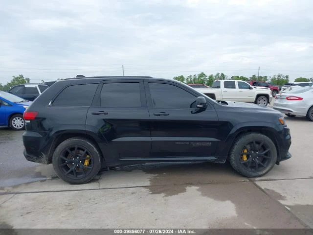 Jeep Grand cherokee TRACKHAWK 4x4 707HP* BREMBO* DISTRONIC* APPLECARPL - автомобили, коли, обяви за нови и употребявани 3