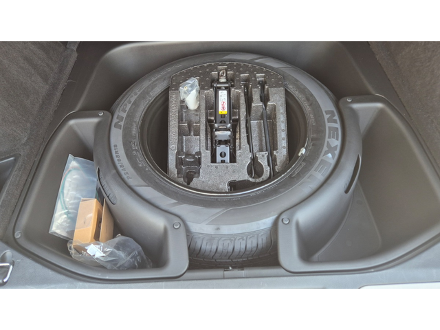 Jeep Grand Cherokee - автомобили, коли, обяви за нови и употребявани 15