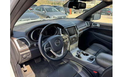 Jeep Grand cherokee 3.0* 250ps* 4x4* Overland* Distr* Pano* Navi - автомобили, коли, обяви за нови и употребявани 8