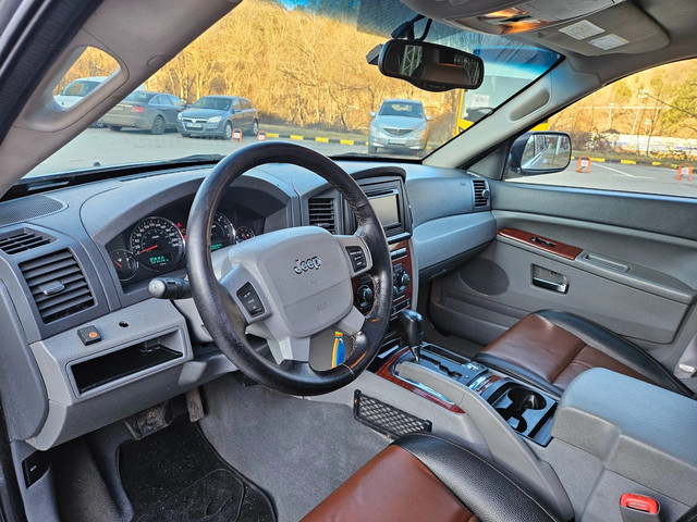 Jeep Grand cherokee 4.7 GAZ/Avtomat/Koja/Navig/Quadra Drive - автомобили, коли, обяви за нови и употребявани 8