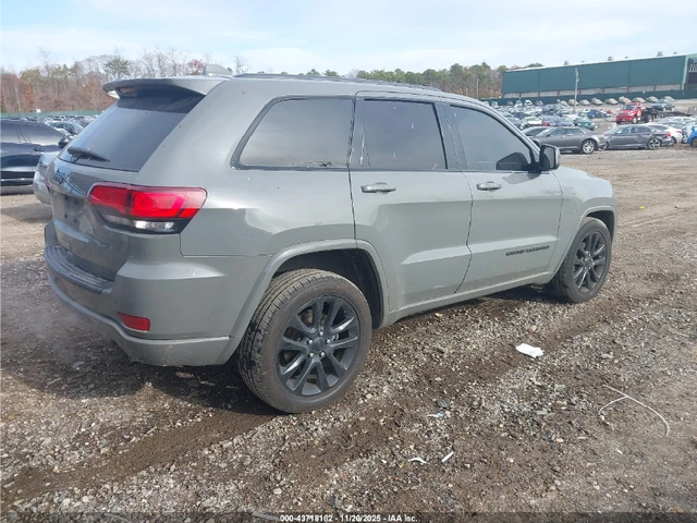 Jeep Grand cherokee ALTITUDE 4X4 - автомобили, коли, обяви за нови и употребявани 5