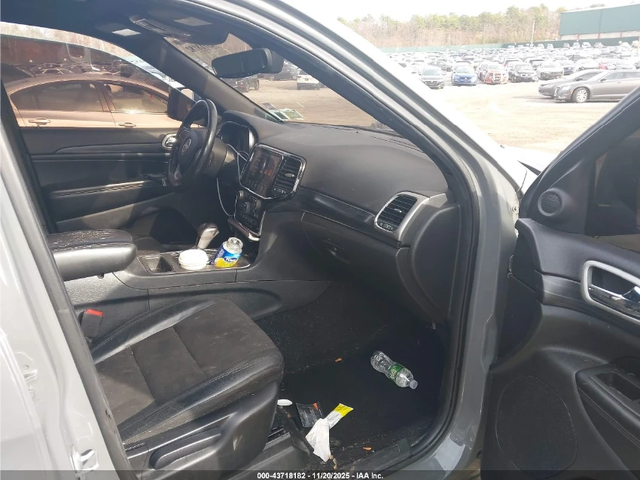 Jeep Grand cherokee ALTITUDE 4X4 - автомобили, коли, обяви за нови и употребявани 6