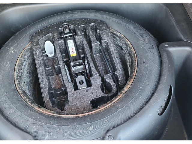 Jeep Grand cherokee OVERLAND - автомобили, коли, обяви за нови и употребявани 11