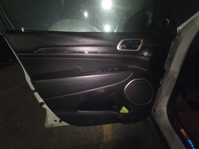 Jeep Grand cherokee SUMMIT / HEMI / ОБДУХ / HARMAN / DISTRONIC - автомобили, коли, обяви за нови и употребявани 10