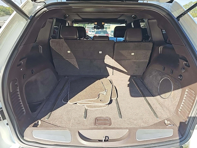 Jeep Grand cherokee SUMMIT / DISTRONIC / ОБДУХВАНЕ / ПАНОРАМА - автомобили, коли, обяви за нови и употребявани 9