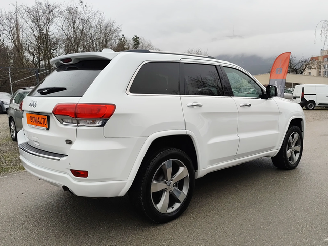 Jeep Grand cherokee 3.0D OVERLAND 4X4 LED* КОЖА* OБДУЖВАНЕ* ПОДГЕВ - автомобили, коли, обяви за нови и употребявани 3