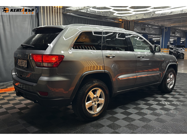 Jeep Grand cherokee 3.6/4x4/Loredo - автомобили, коли, обяви за нови и употребявани 3