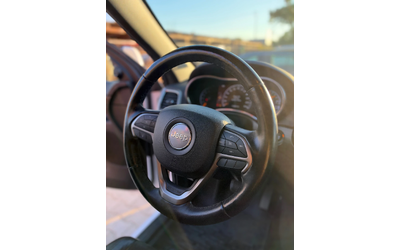 Jeep Grand Cherokee 3.6 V6 (295 кс) 4x4 Automatic - автомобили, коли, обяви за нови и употребявани 13
