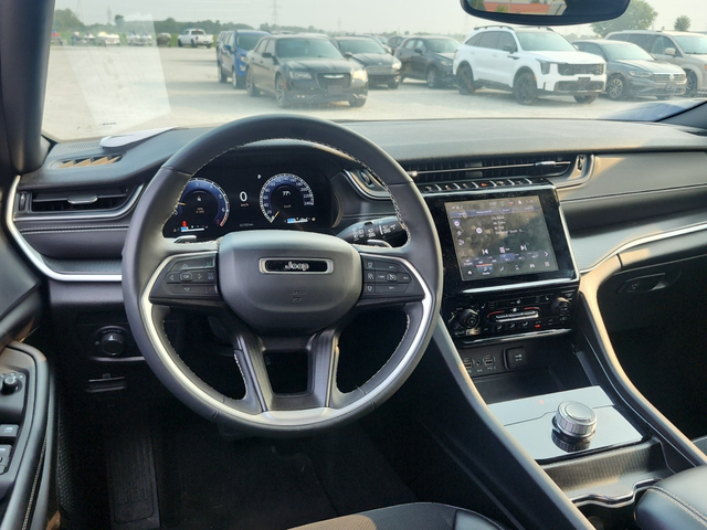 Jeep Grand cherokee 3.6L 6 Cylinder Gas 4WD - автомобили, коли, обяви за нови и употребявани 9