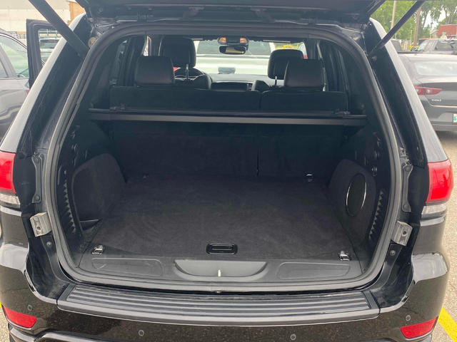 Jeep Grand cherokee 3.6L 6cyl 4WD - автомобили, коли, обяви за нови и употребявани 12