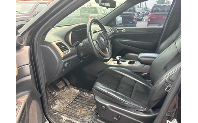 Jeep Grand cherokee 3.6L 6cyl 4WD - автомобили, коли, обяви за нови и употребявани 4