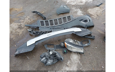 Jeep Grand cherokee 3.6L V-6 DOHC, VVT, 290HP 4X4 Drive - автомобили, коли, обяви за нови и употребявани 11