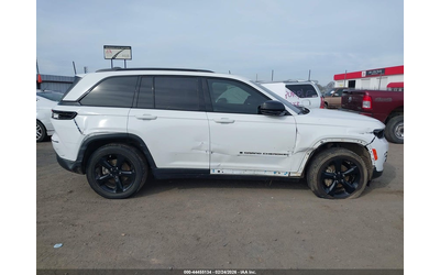 Jeep Grand cherokee 3.6L V-6 DOHC, VVT, 293HP 4X2 Drive - автомобили, коли, обяви за нови и употребявани 12