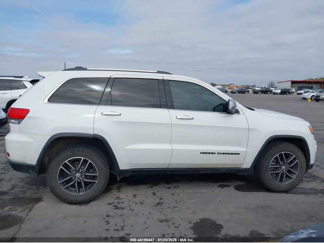 Jeep Grand cherokee 3.6L V-6 DOHC, VVT, 293HP 4X2 Drive - автомобили, коли, обяви за нови и употребявани 12