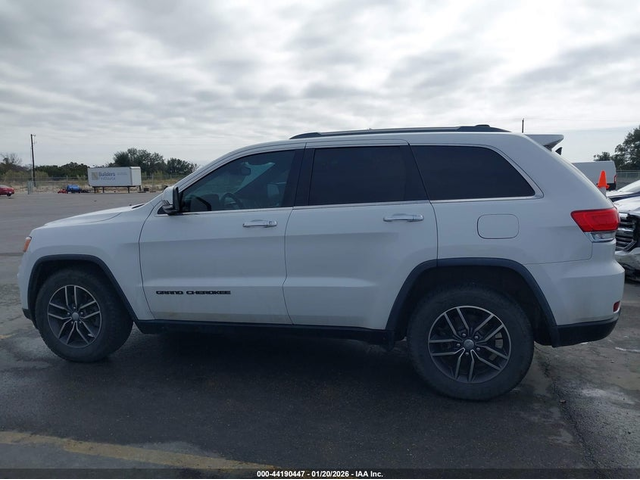 Jeep Grand cherokee 3.6L V-6 DOHC, VVT, 293HP 4X2 Drive - автомобили, коли, обяви за нови и употребявани 13