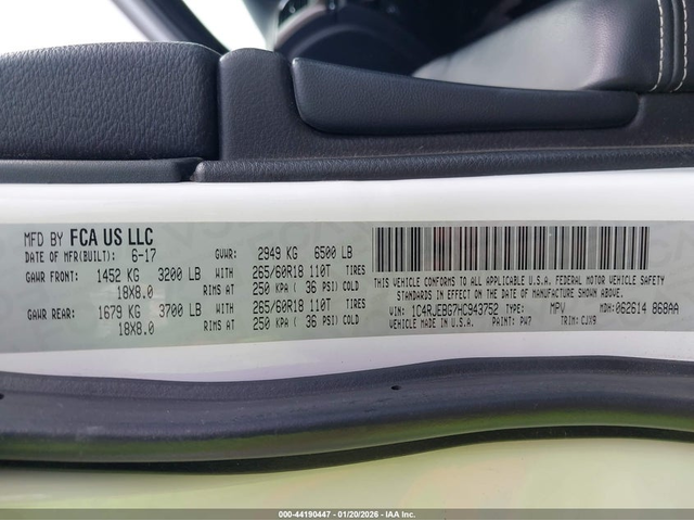 Jeep Grand cherokee 3.6L V-6 DOHC, VVT, 293HP 4X2 Drive - автомобили, коли, обяви за нови и употребявани 8