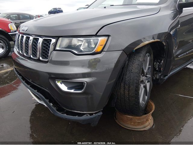 Jeep Grand cherokee 3.6L V-6 DOHC, VVT, 293HP 4X2 Drive - автомобили, коли, обяви за нови и употребявани 5