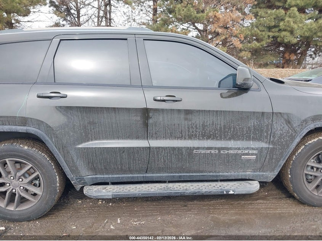 Jeep Grand cherokee 3.6L V-6 DOHC, VVT, 293HP 4X2 Drive - автомобили, коли, обяви за нови и употребявани 12