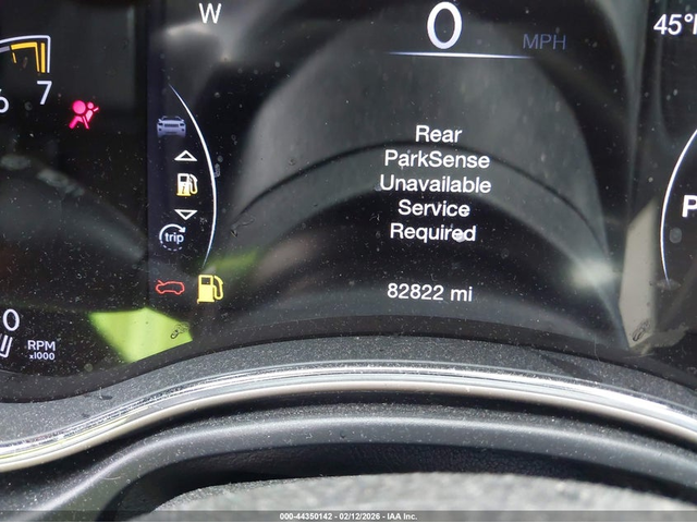 Jeep Grand cherokee 3.6L V-6 DOHC, VVT, 293HP 4X2 Drive - автомобили, коли, обяви за нови и употребявани 14