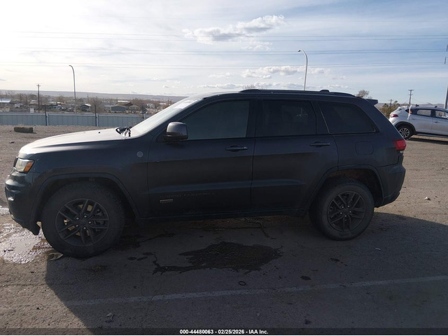 Jeep Grand cherokee 3.6L V-6 DOHC, VVT, 293HP 4X4 Drive - автомобили, коли, обяви за нови и употребявани 14