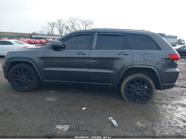 Jeep Grand cherokee 3.6L V-6 DOHC, VVT, 293HP 4X4 Drive - автомобили, коли, обяви за нови и употребявани 12