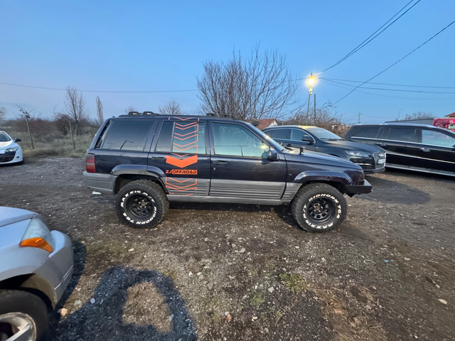 Jeep Grand cherokee 2.5 - автомобили, коли, обяви за нови и употребявани 3