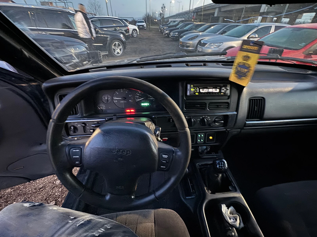 Jeep Grand cherokee 2.5 - автомобили, коли, обяви за нови и употребявани 8