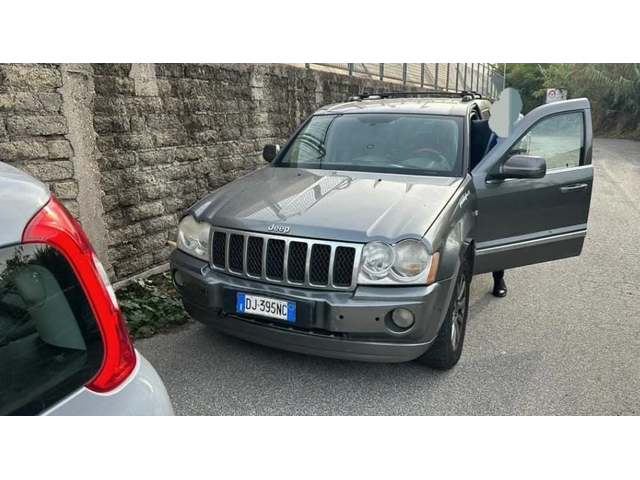 Jeep Grand cherokee 3.0CRD ---OVERLAND - автомобили, коли, обяви за нови и употребявани 1