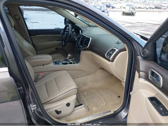 Jeep Grand cherokee 2017 JEEP GRAND CHEROKEE OVERLAND 4X4 - автомобили, коли, обяви за нови и употребявани 9