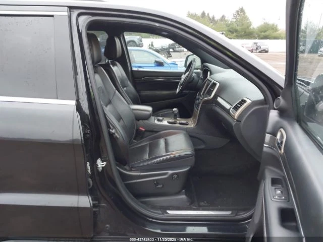 Jeep Grand cherokee OVERLAND - автомобили, коли, обяви за нови и употребявани 8