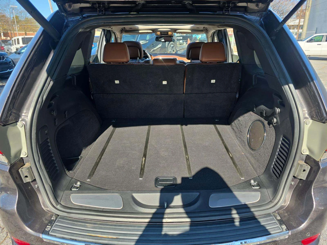 Jeep Grand cherokee Summit 4WD - автомобили, коли, обяви за нови и употребявани 11