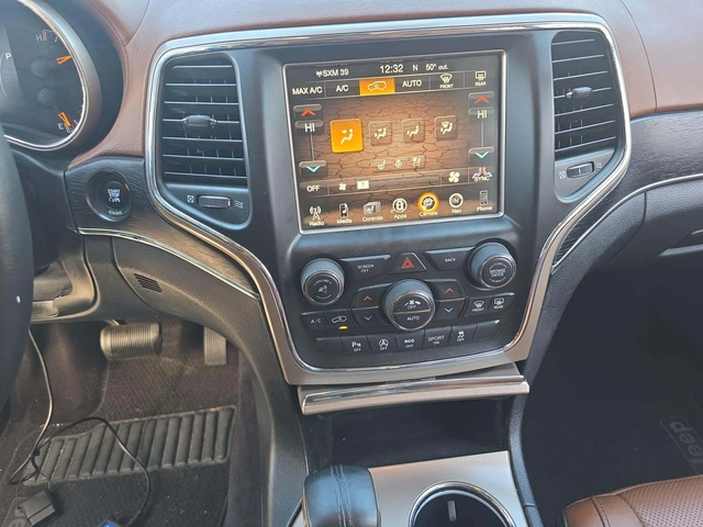 Jeep Grand cherokee Summit 4WD - автомобили, коли, обяви за нови и употребявани 5