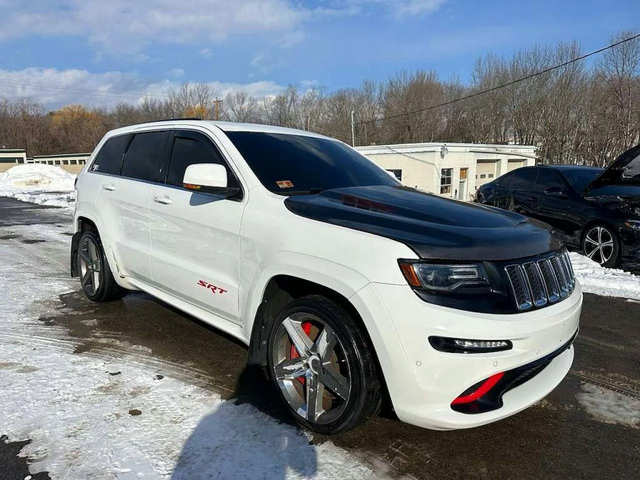 Jeep Grand cherokee SRT-8 4WD - автомобили, коли, обяви за нови и употребявани 1
