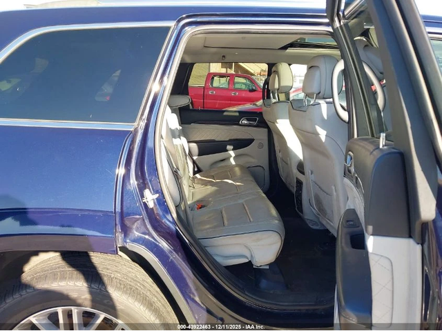 Jeep Grand cherokee 2017 JEEP GRAND CHEROKEE SUMMIT 4X4 - автомобили, коли, обяви за нови и употребявани 11