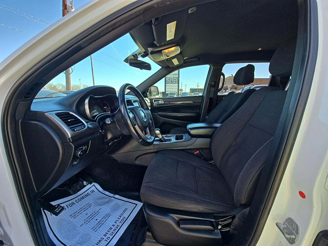 Jeep Grand cherokee Laredo - автомобили, коли, обяви за нови и употребявани 4