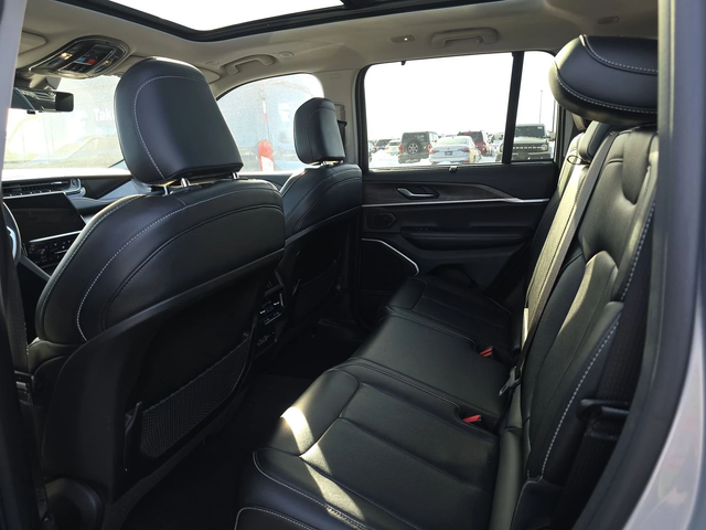 Jeep Grand cherokee 4xe Plug-In Hybrid - автомобили, коли, обяви за нови и употребявани 11