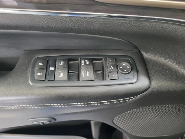 Jeep Grand cherokee Overland 3.6* Distronic* Обдух* Пано* - автомобили, коли, обяви за нови и употребявани 13