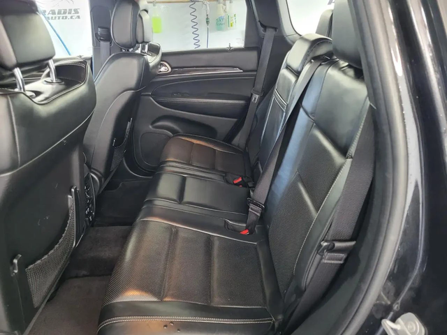 Jeep Grand cherokee Overland 3.6* Distronic* Обдух* Пано* - автомобили, коли, обяви за нови и употребявани 15