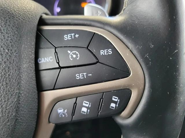 Jeep Grand cherokee * Обдух* DISTRONIC* PANO* OVERLAND* - автомобили, коли, обяви за нови и употребявани 11