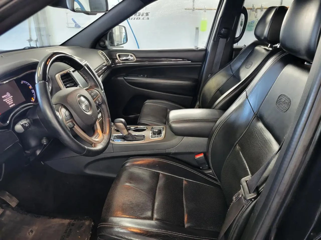 Jeep Grand cherokee * Обдух* DISTRONIC* PANO* OVERLAND* - автомобили, коли, обяви за нови и употребявани 8