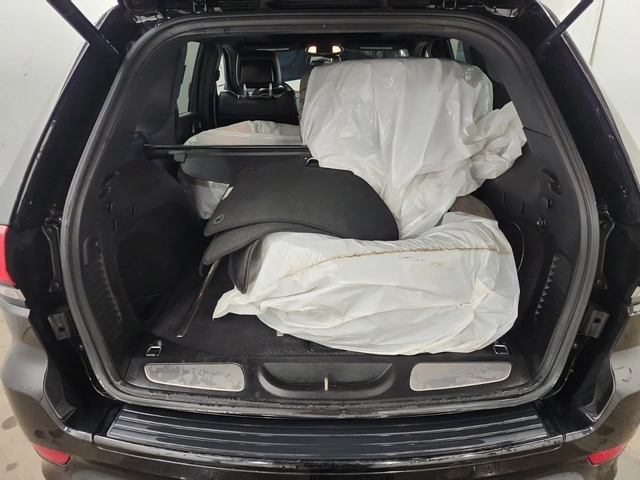 Jeep Grand cherokee SRT* БЕЗ РЪЖДИ* 6.4 HEMI* Distr* Carbon* - автомобили, коли, обяви за нови и употребявани 11