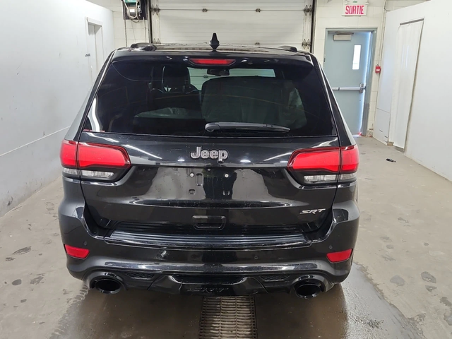 Jeep Grand cherokee SRT* БЕЗ РЪЖДИ* 6.4 HEMI* Distr* Carbon* - автомобили, коли, обяви за нови и употребявани 5